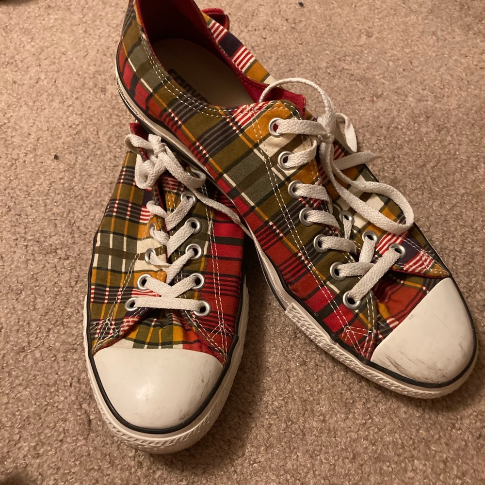 Converse Red Canvas Sneakers - Picture 2 of 6